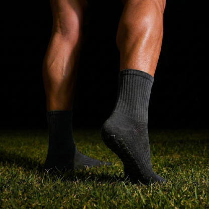 4x Pairs of Plain Grip Socks (Black)